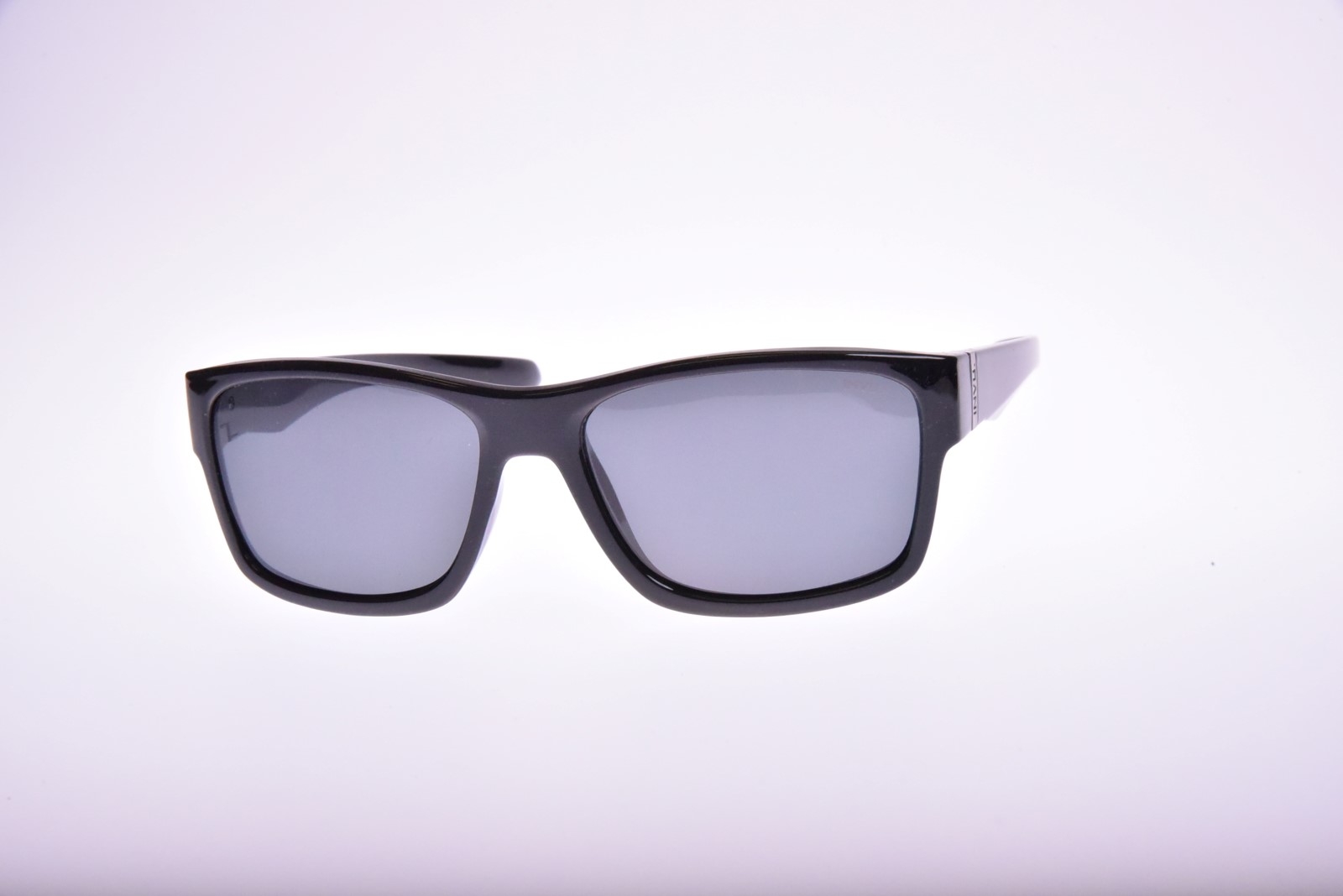 INVU. Classic B2413A - Pánske slnečné okuliare