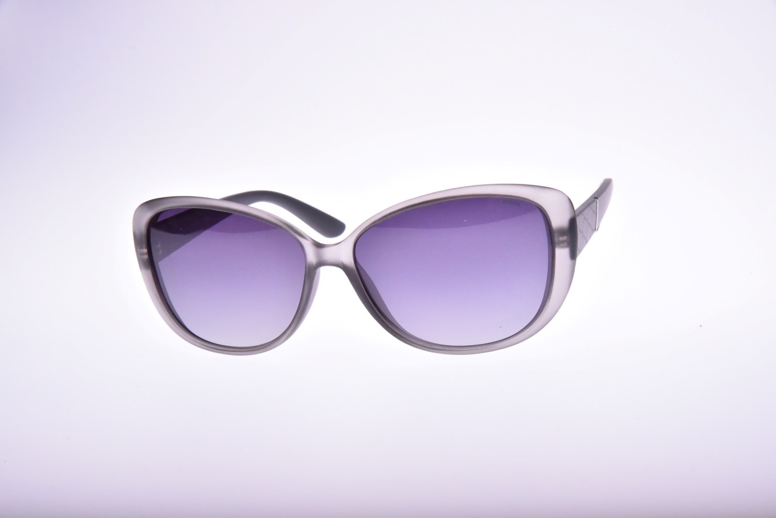 INVU. Classic B2515A - Dámske slnečné okuliare