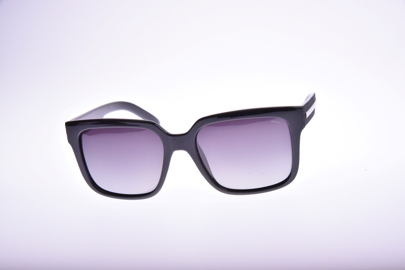 INVU. Classic B2612A - Dámske slnečné okuliare