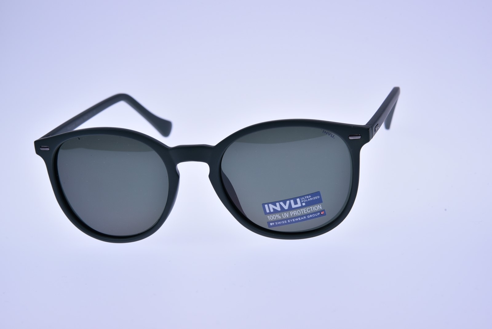 INVU. Classic B2620B - Pánske slnečné okuliare