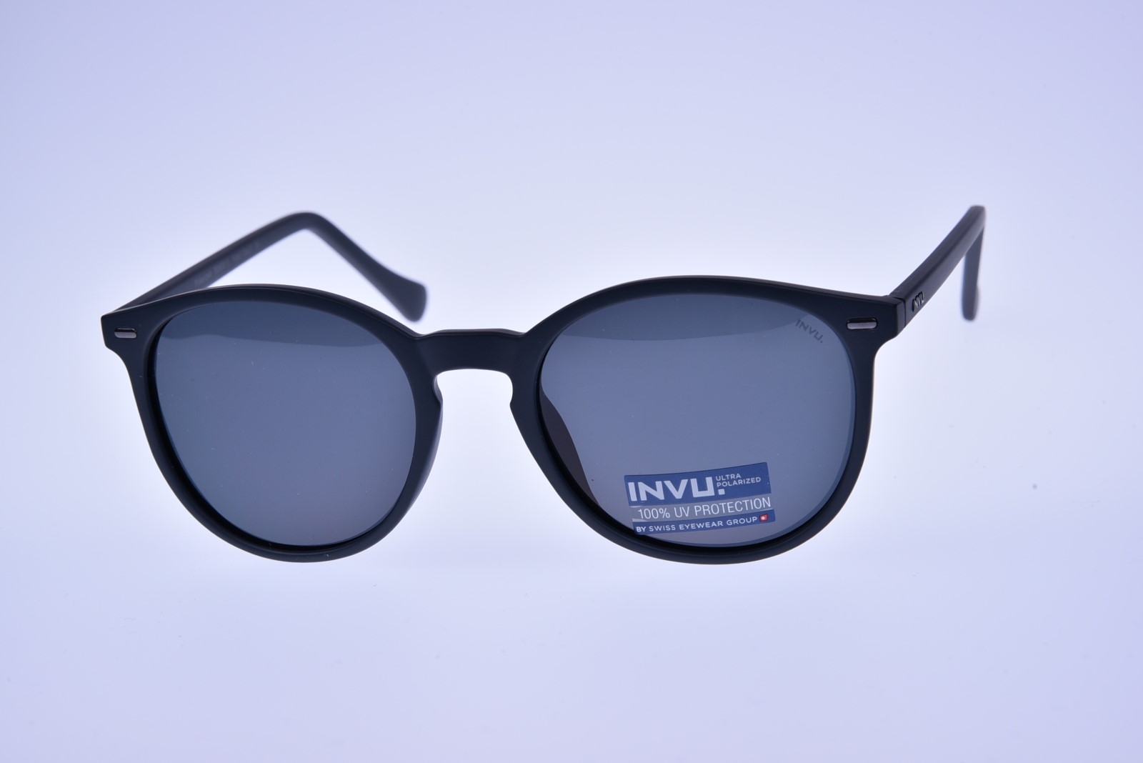 INVU. Classic B2620C - Pánske slnečné okuliare
