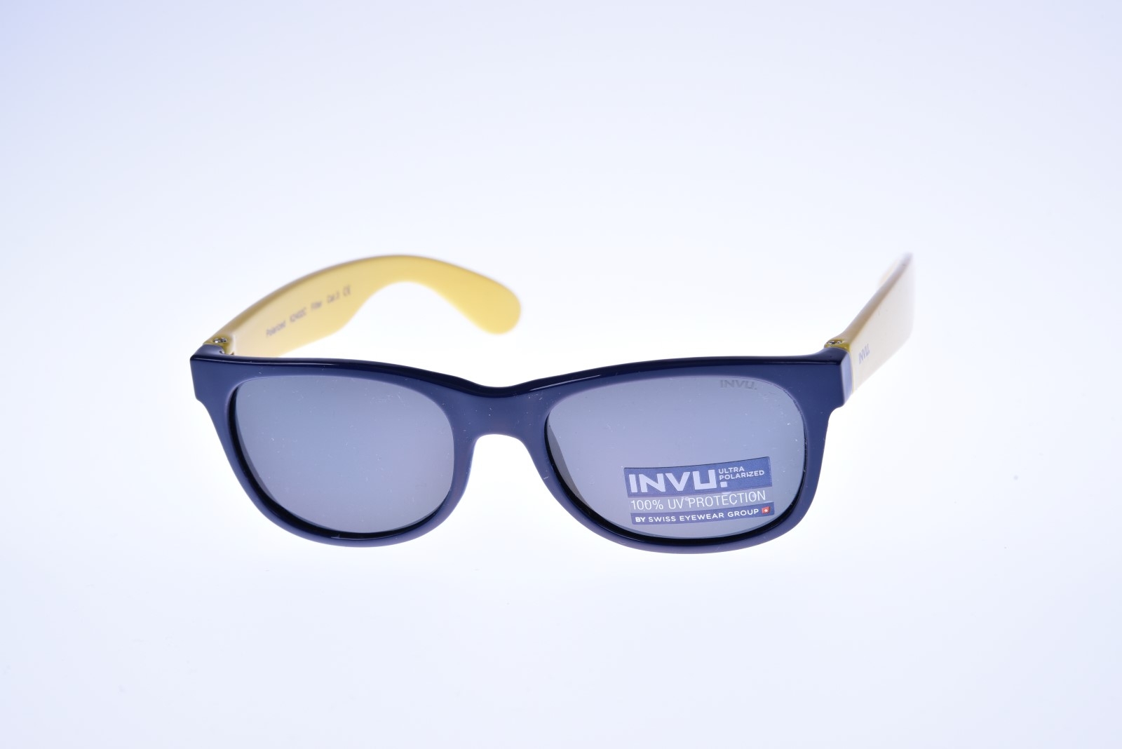 INVU. Kids K2402C - Slnečné okuliare pre deti 1-3 r.
