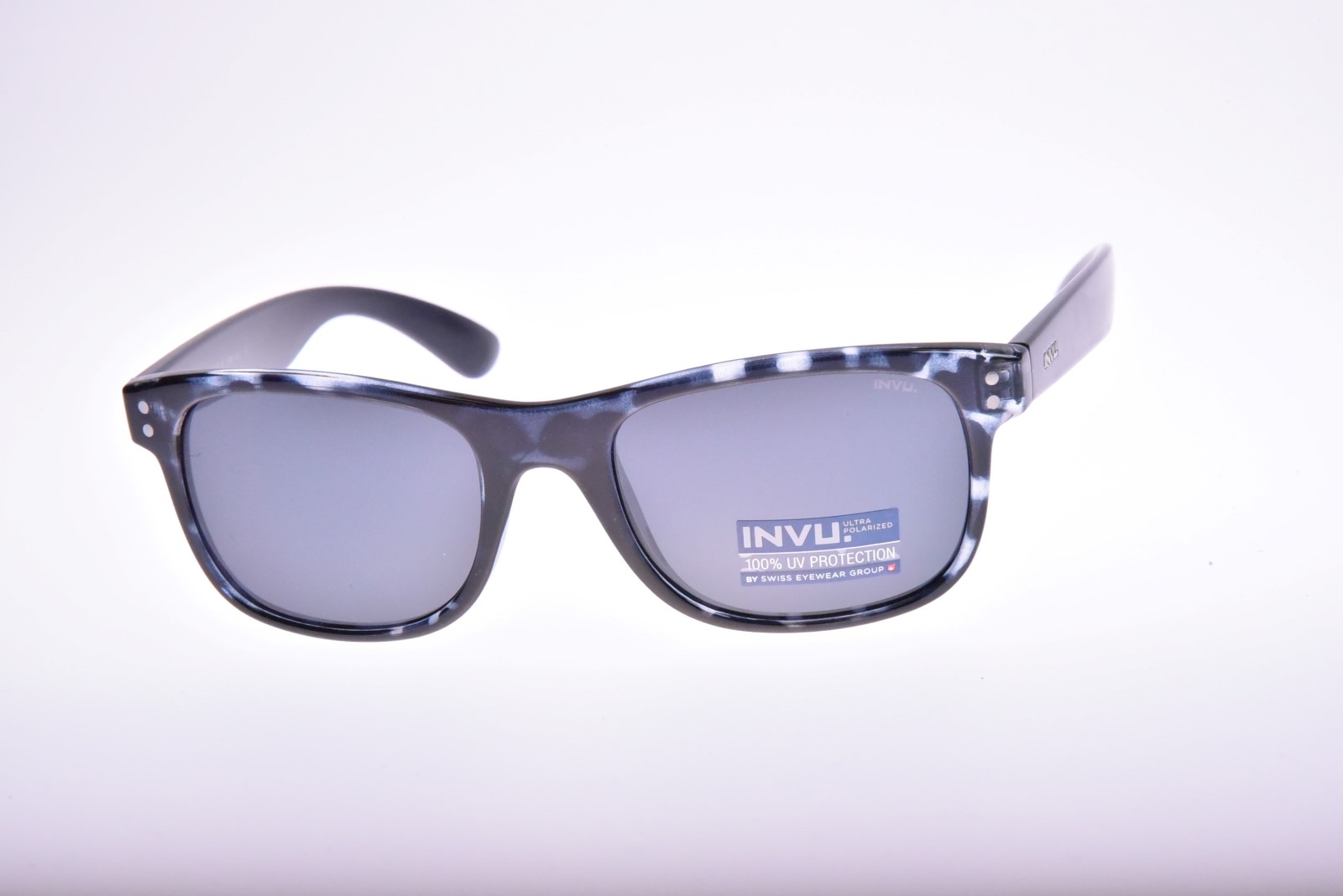 INVU. Trend T2412B - Unisex slnečné okuliare