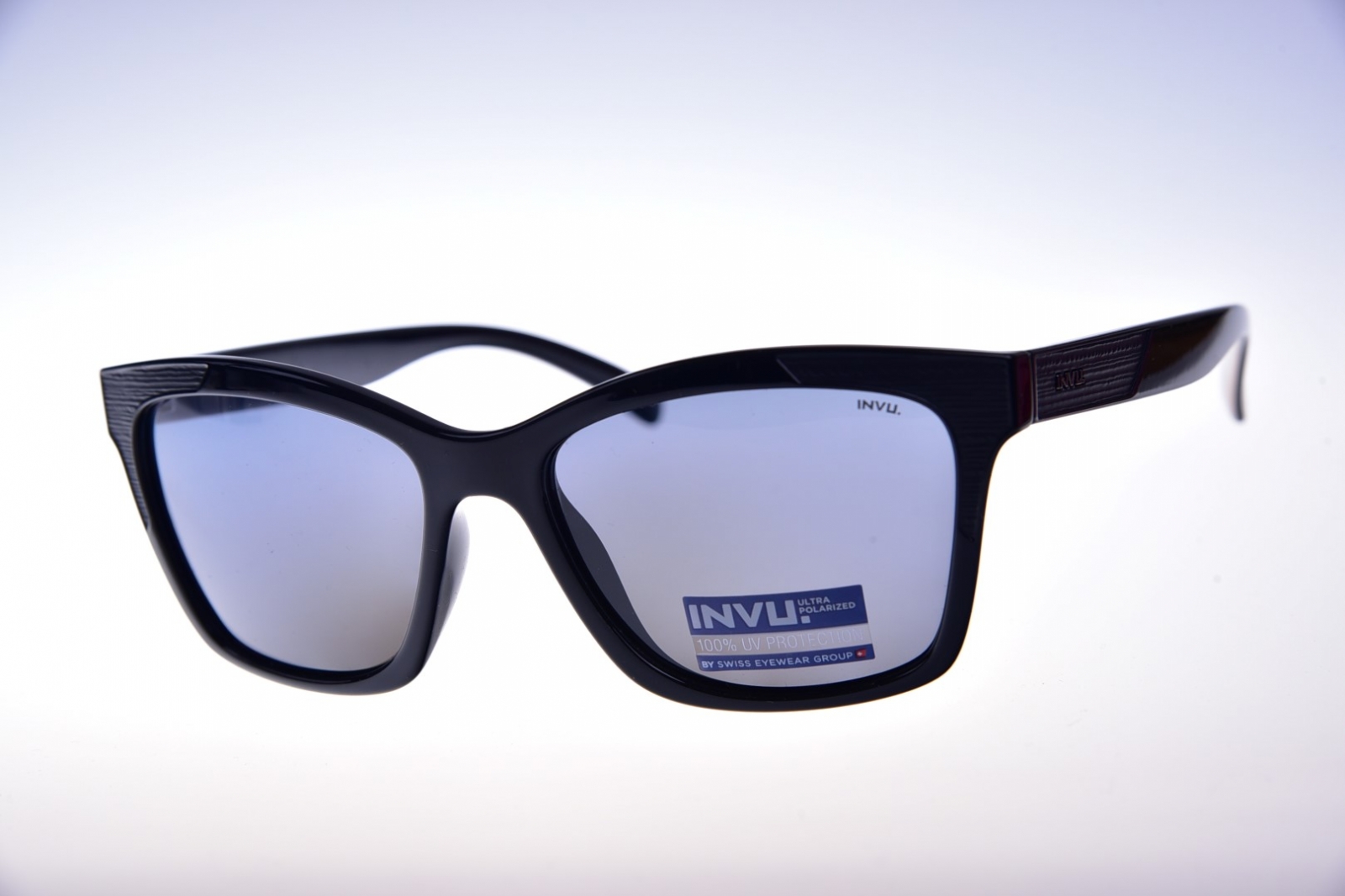 INVU. Classic B2731A - Dámske slnečné okuliare