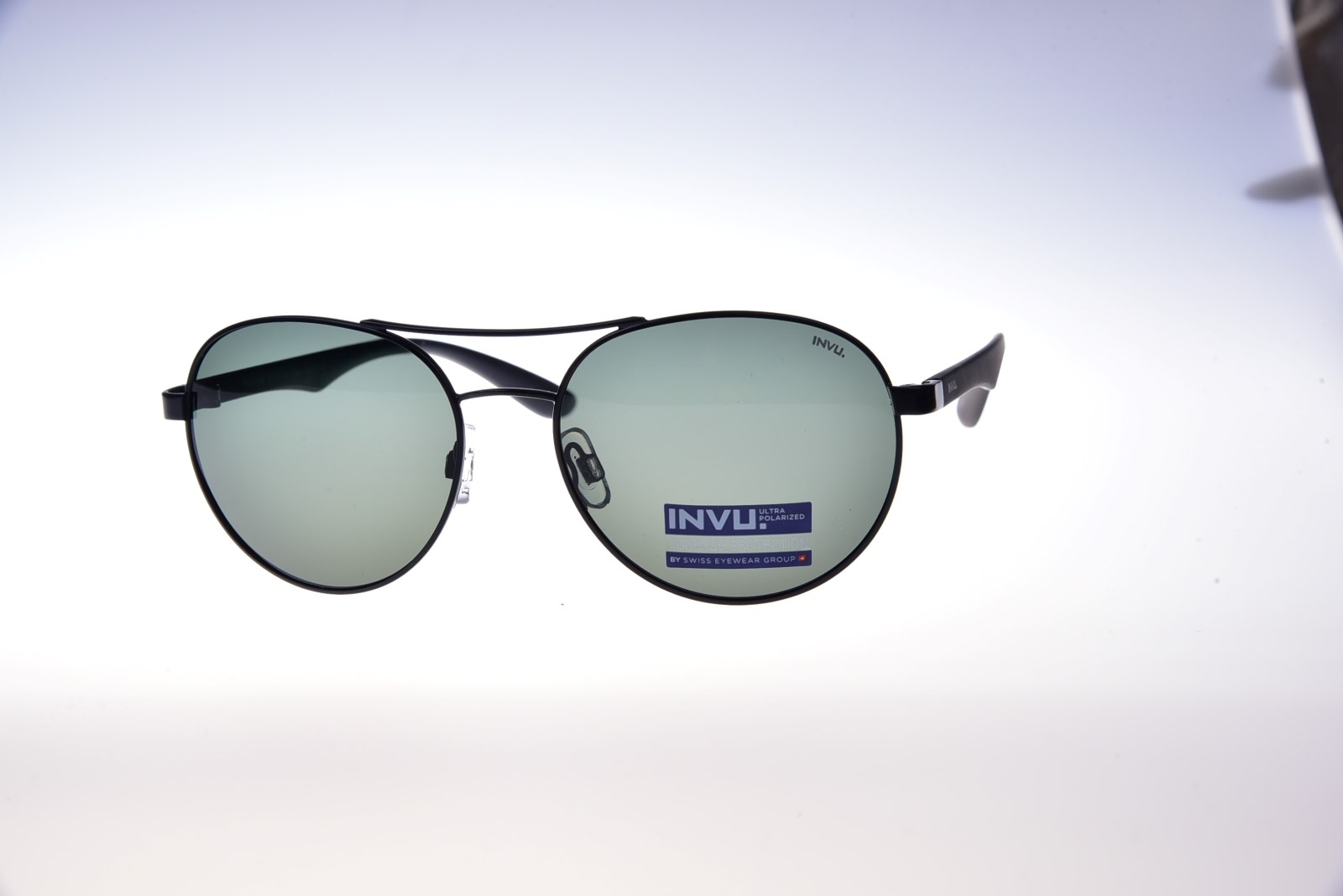 INVU. Classic B1703A - Pánske slnečné okuliare