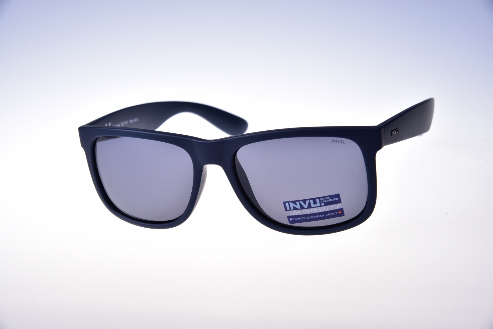 INVU. Classic B2719E - Pánske slnečné okuliare