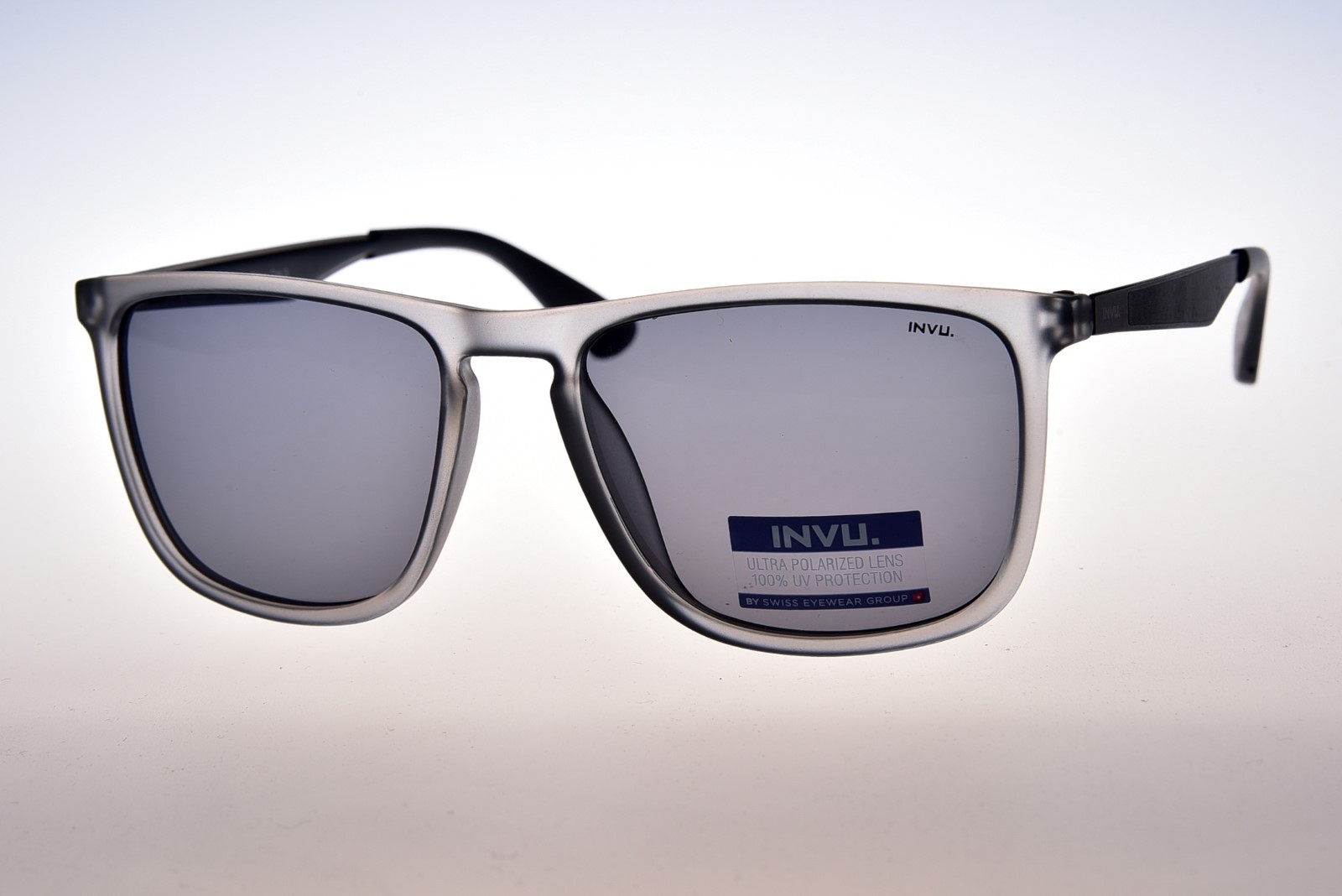 INVU.  B2001C - Pánske slnečné okuliare