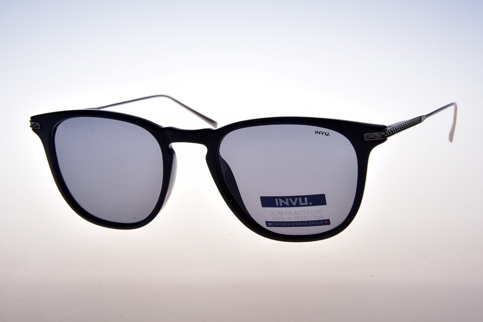 INVU.  B2004C - Pánske slnečné okuliare