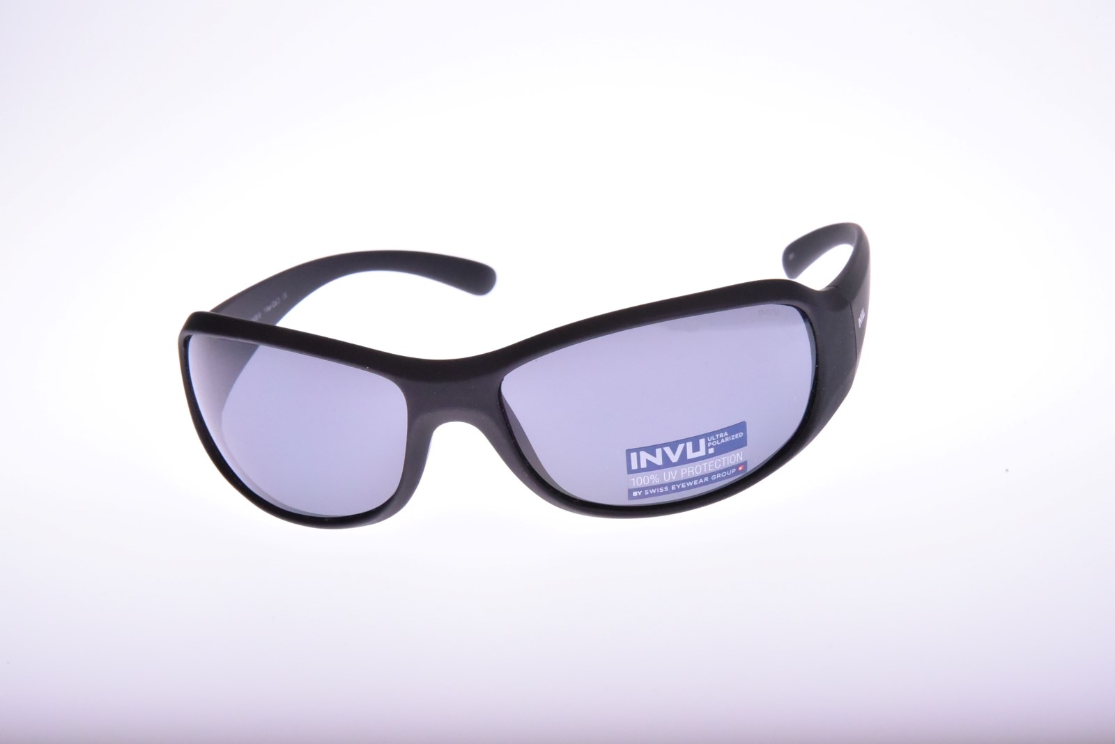 INVU. Active A2408B - Pánske slnečné okuliare